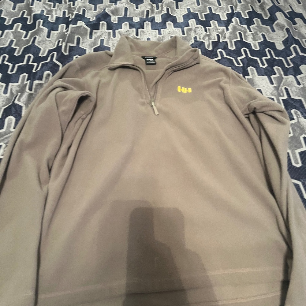 Helly Hanson 1/4 Zip - Size Large